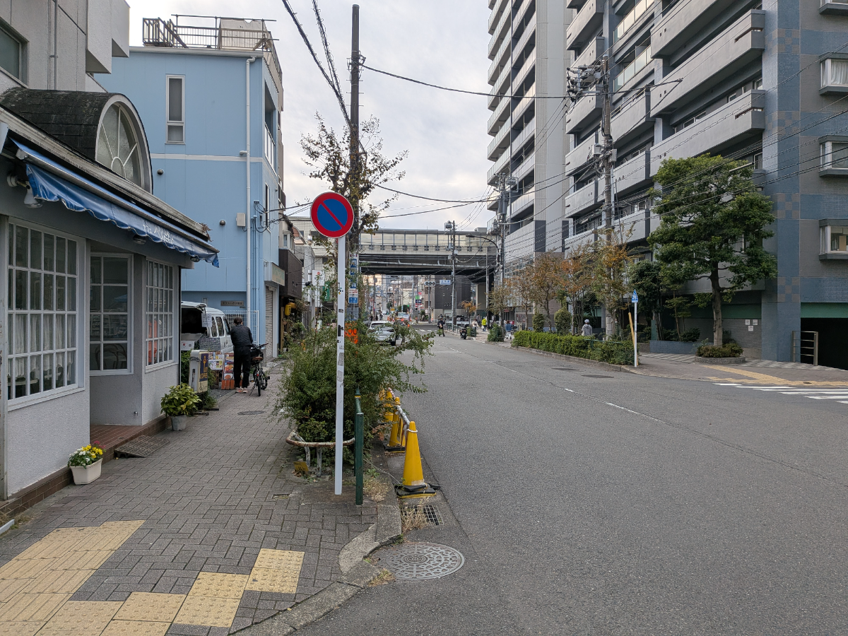 v20251120150807/fresh/building/J00100493102_23