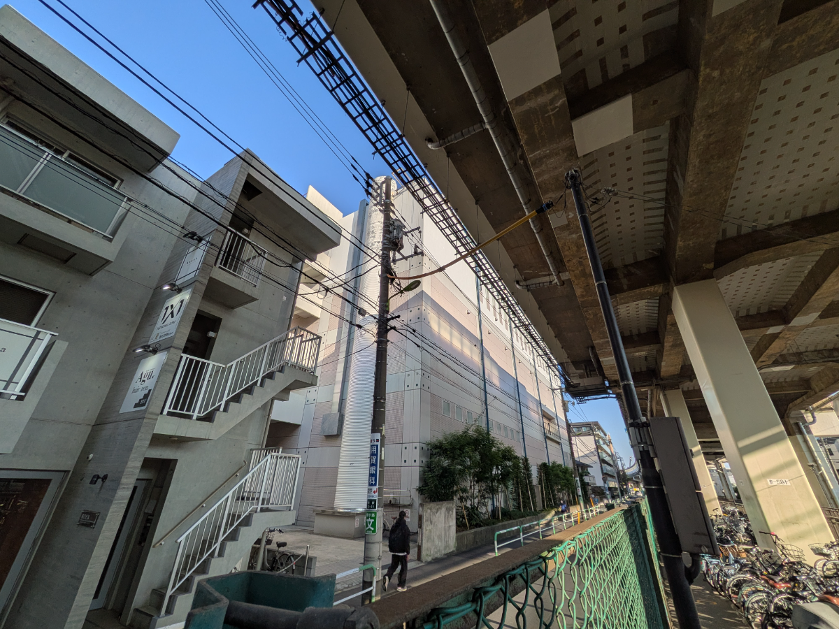 v20251120150807/fresh/building/J00100493102_8