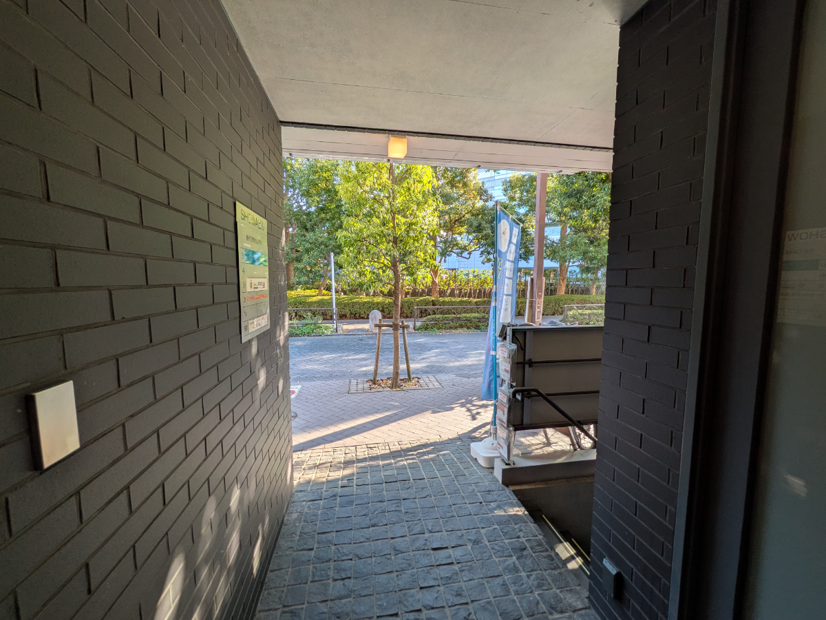 v20251120150807/fresh/building/J00100610245_9