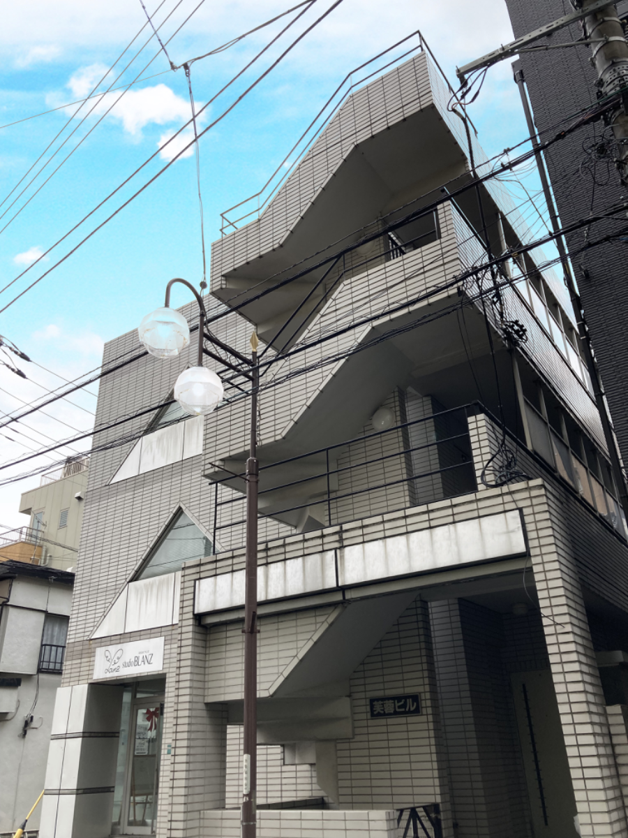 v20251123150654/fresh/building/J00100388584_5