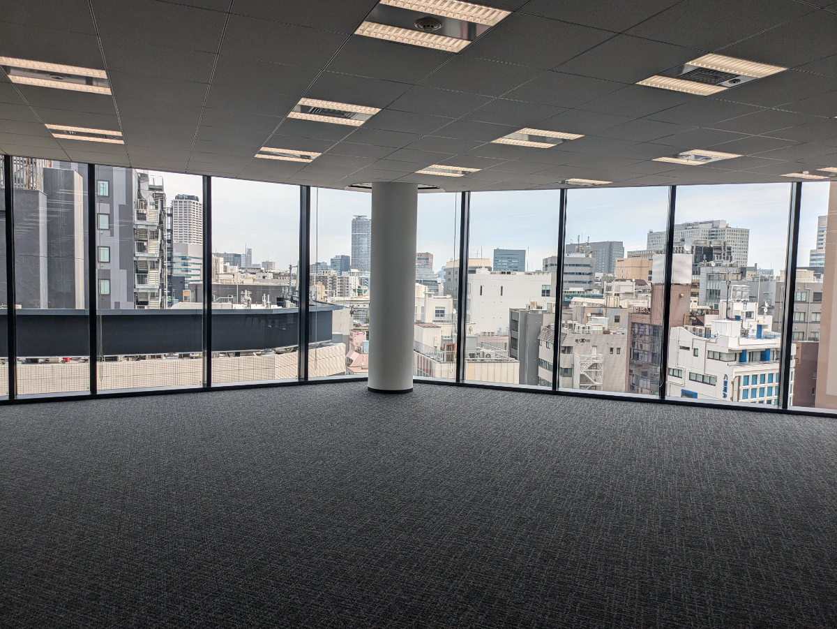 v20251123150654/fresh/building/J00100402930_32