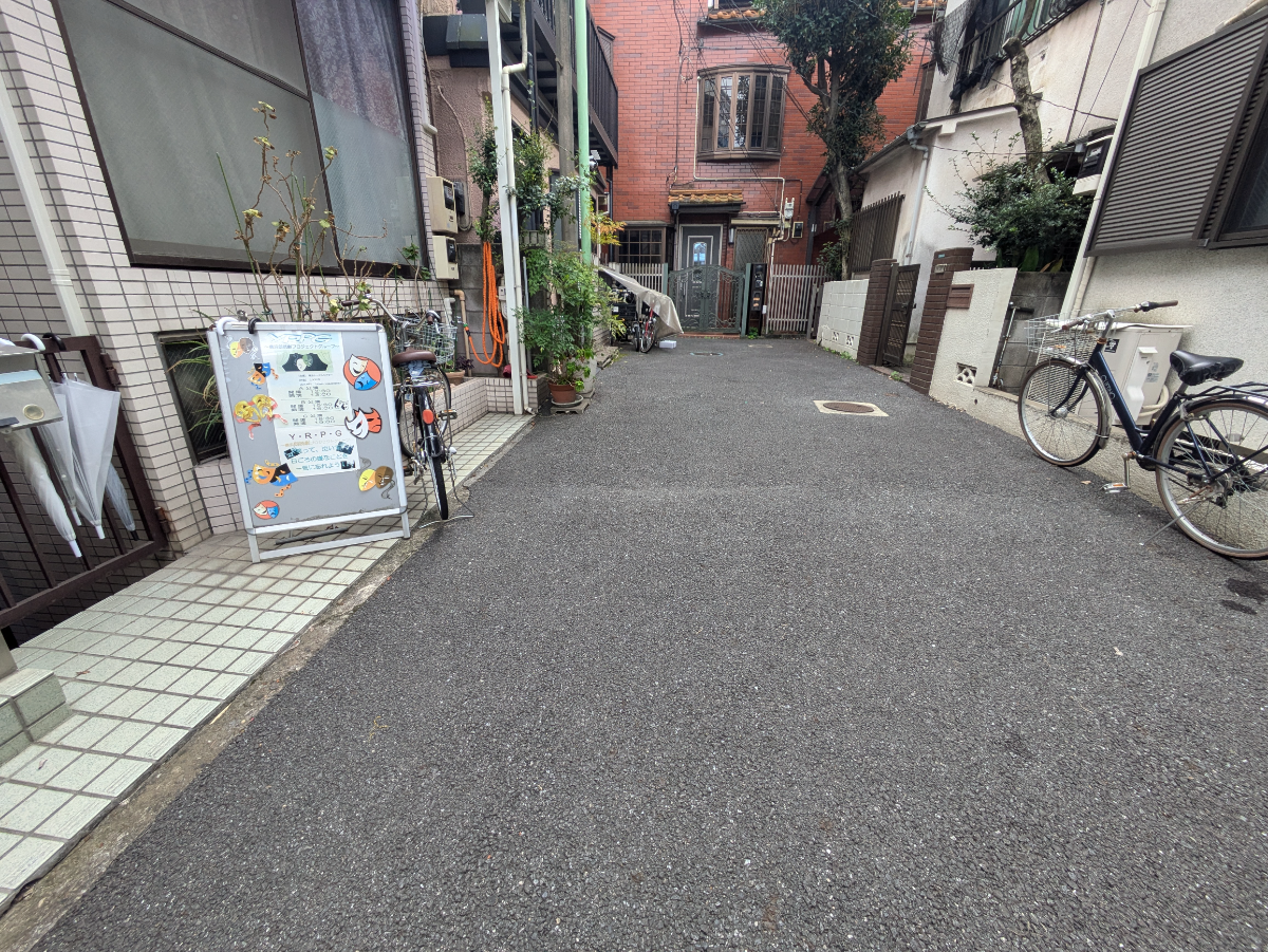 v20251123150654/fresh/building/J00100404971_8