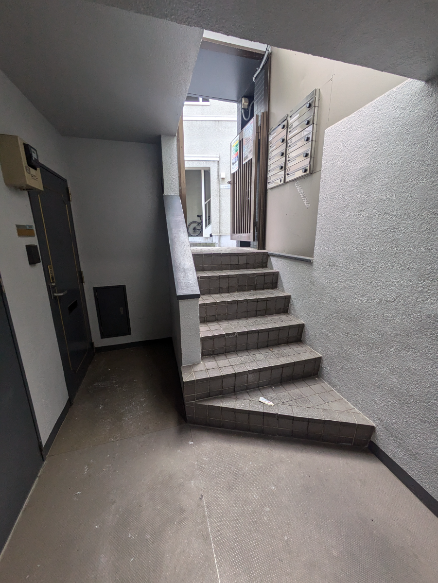 v20251123150654/fresh/building/J00100416052_13