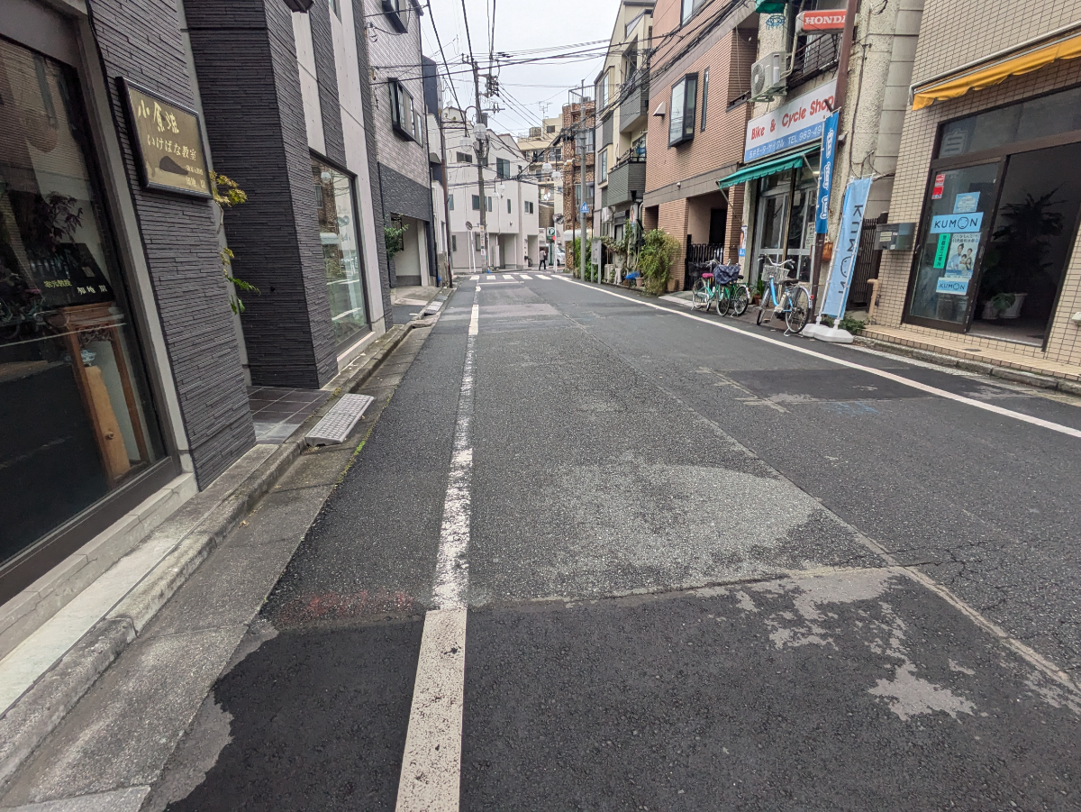 v20251123150654/fresh/building/J00100608388_2