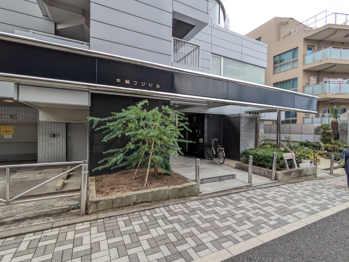 v20251125150804/fresh/building/J00100370102_10