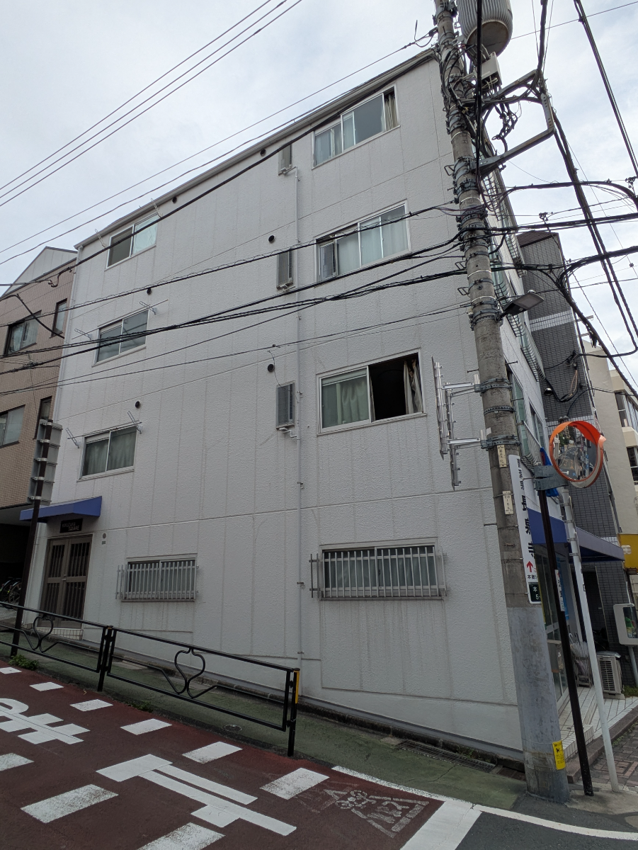 v20251125150804/fresh/building/J00100372363_8