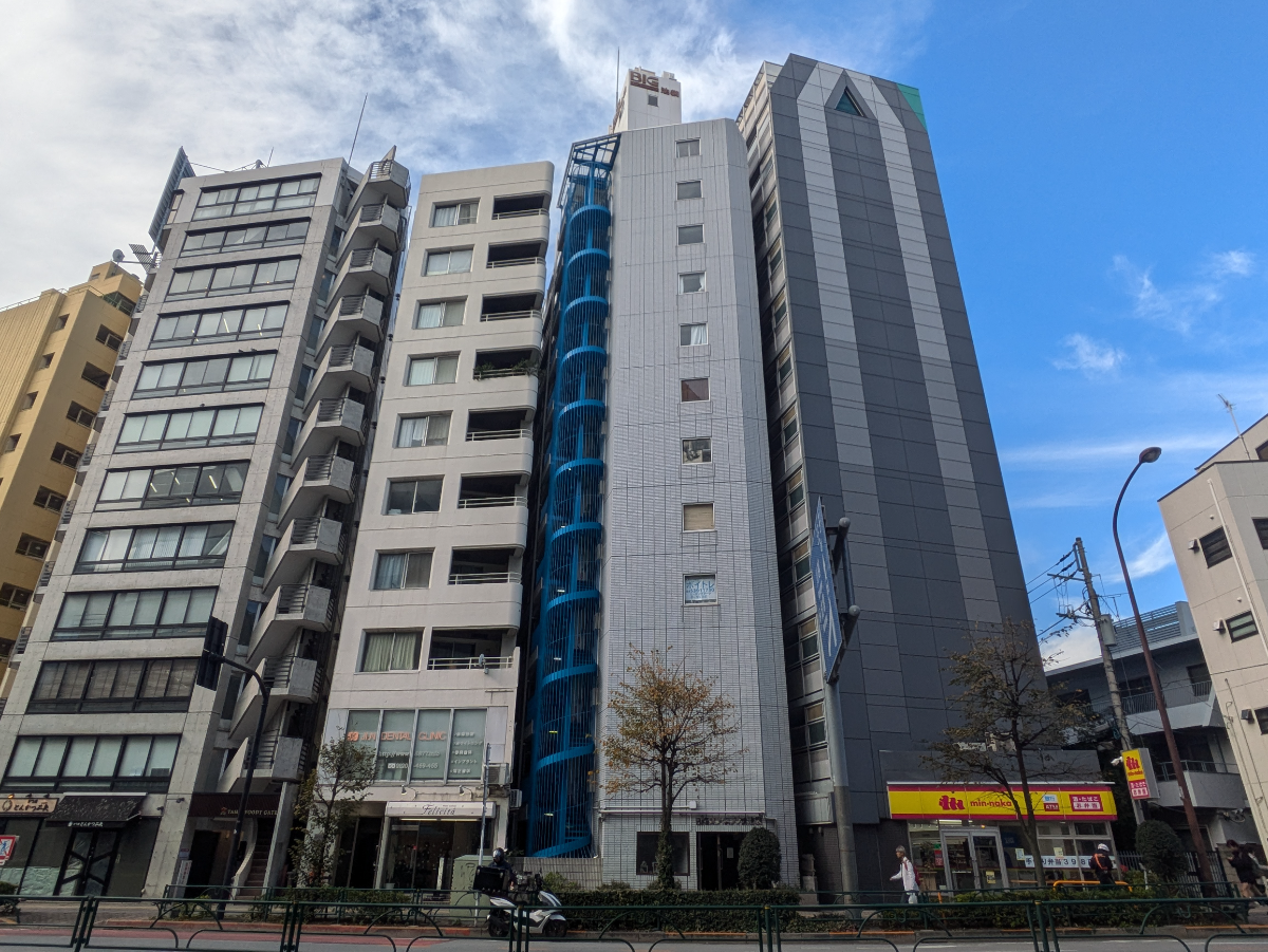 v20251125150804/fresh/building/J00100372694_5