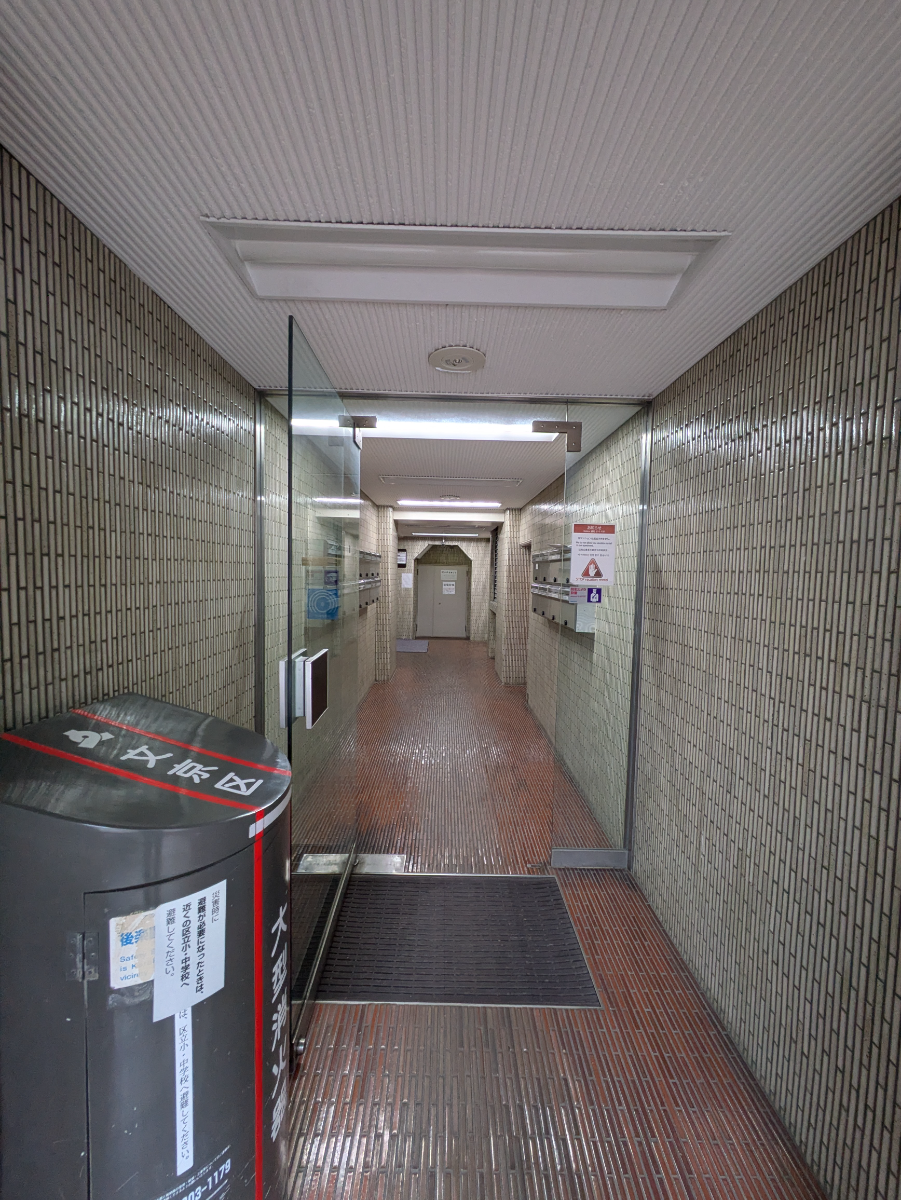 v20251125150804/fresh/building/J00100404318_14