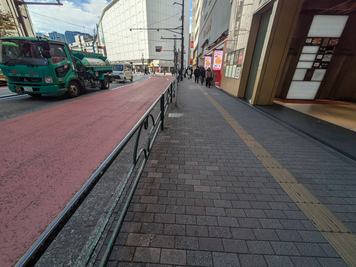 v20251125150804/fresh/building/J00100408626_12