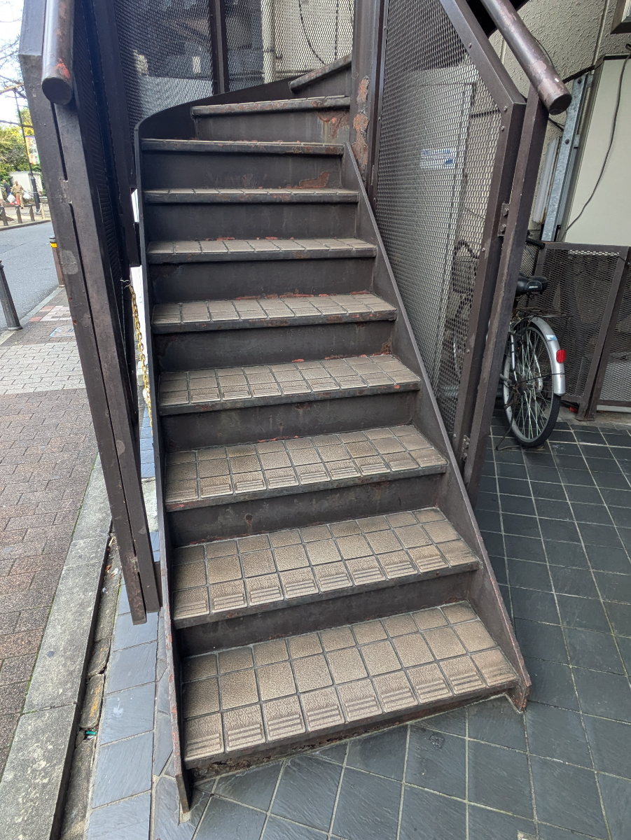 v20251125150804/fresh/building/J00100415057_5