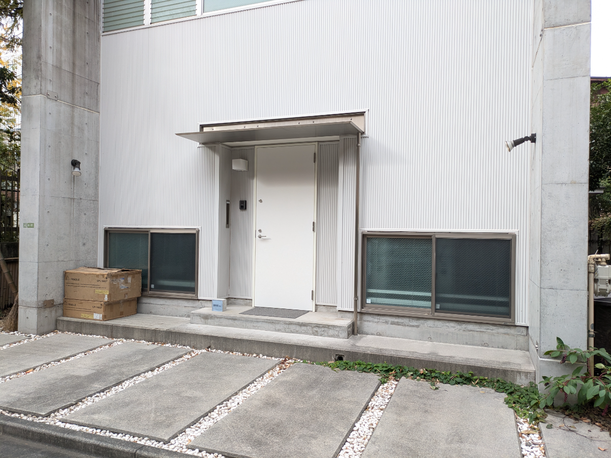 v20251125150804/fresh/building/J00100417221_13