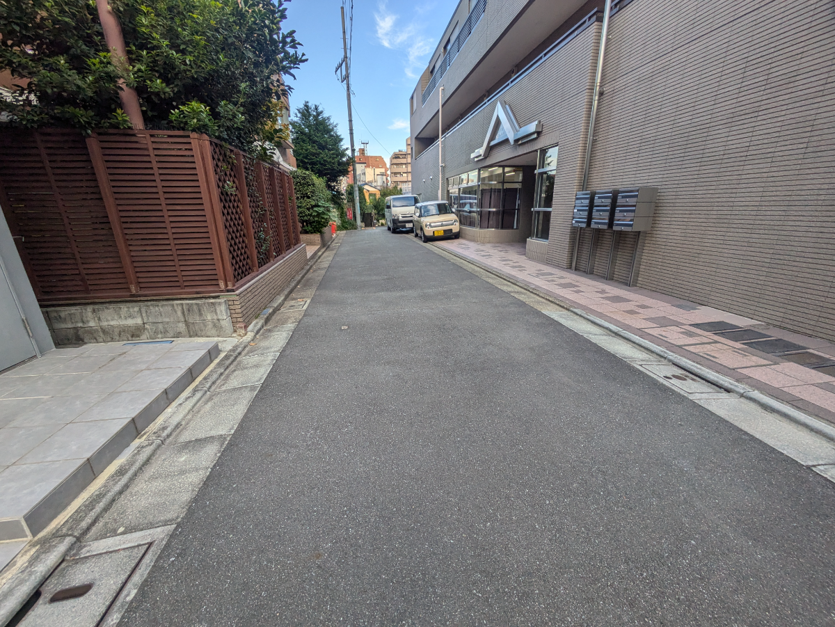 v20251125150804/fresh/building/J00100510217_14