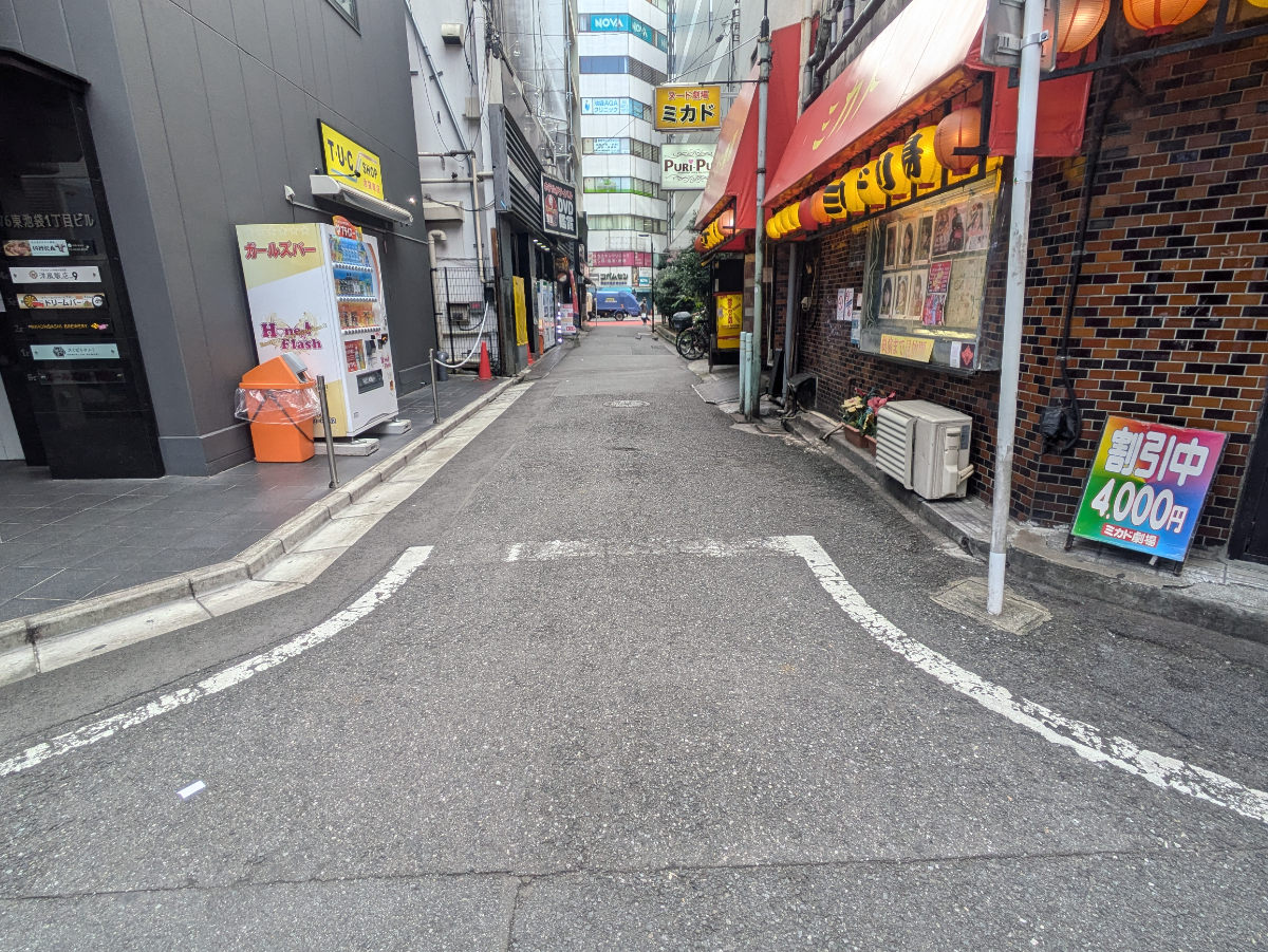 v20251125150804/fresh/building/J00100510851_2