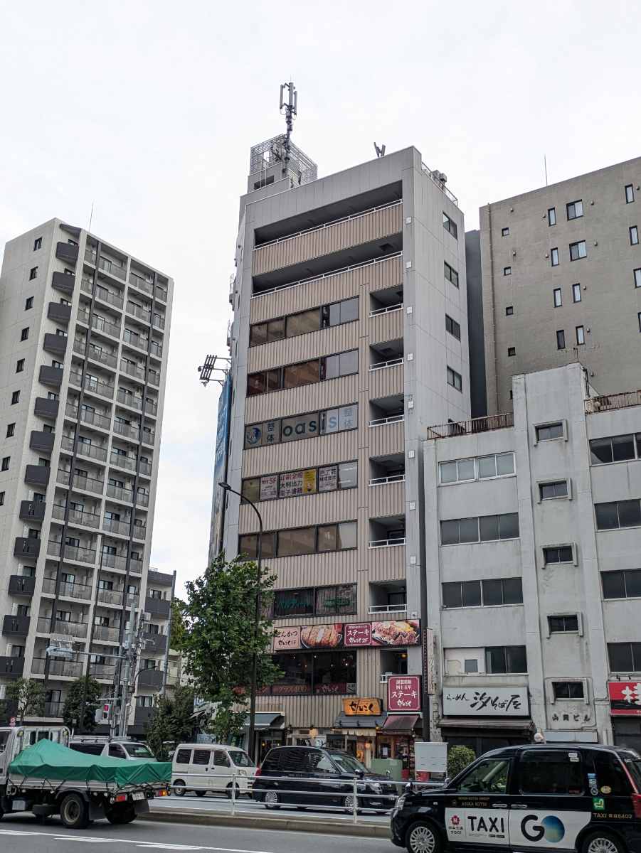 v20251125150804/fresh/building/J00100611780_9