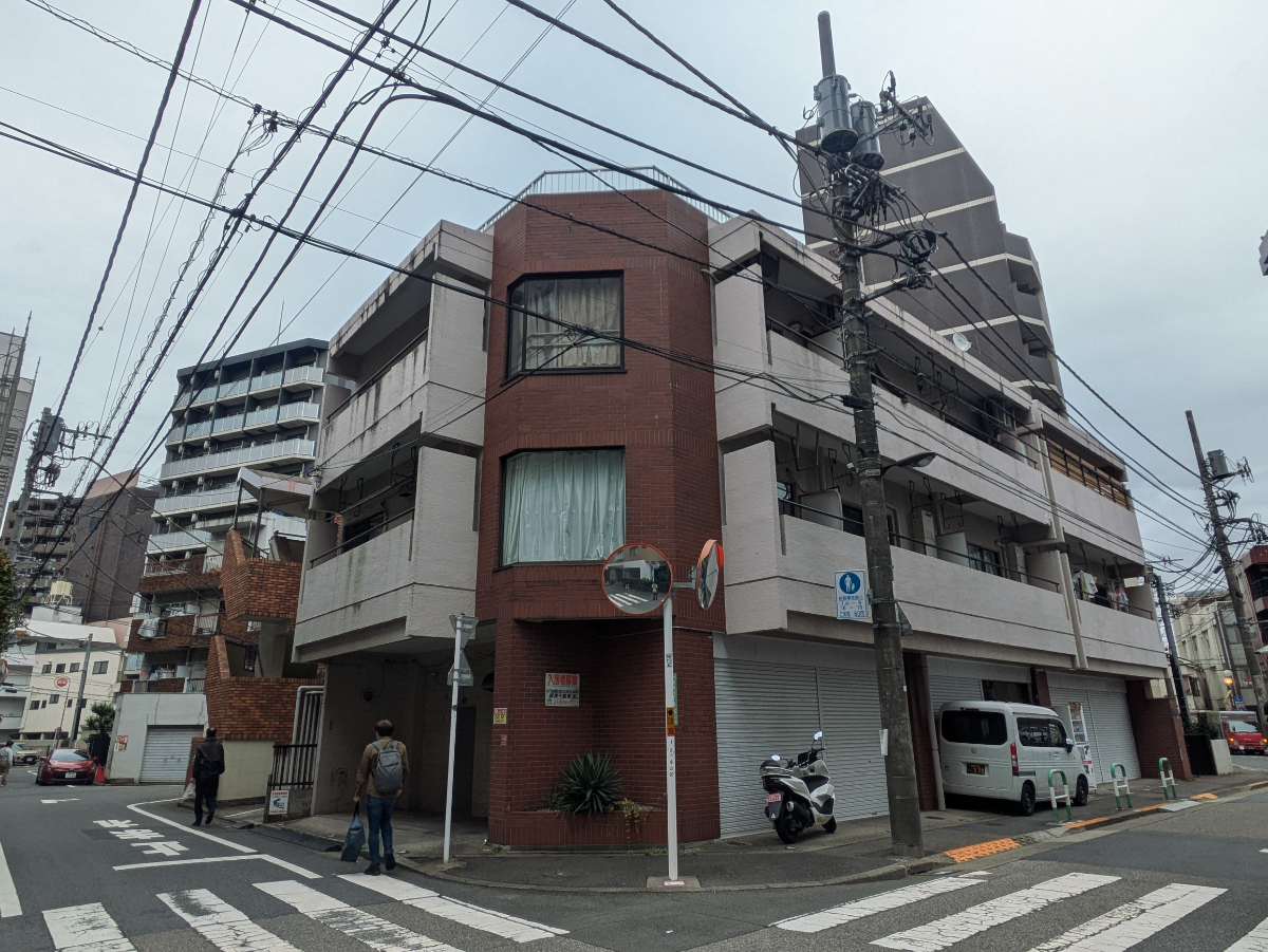 v20251125150804/fresh/building/J00100631573_1
