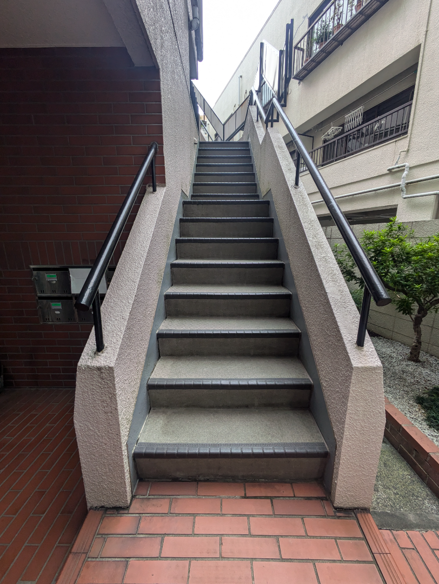v20251125150804/fresh/building/J00100631573_4