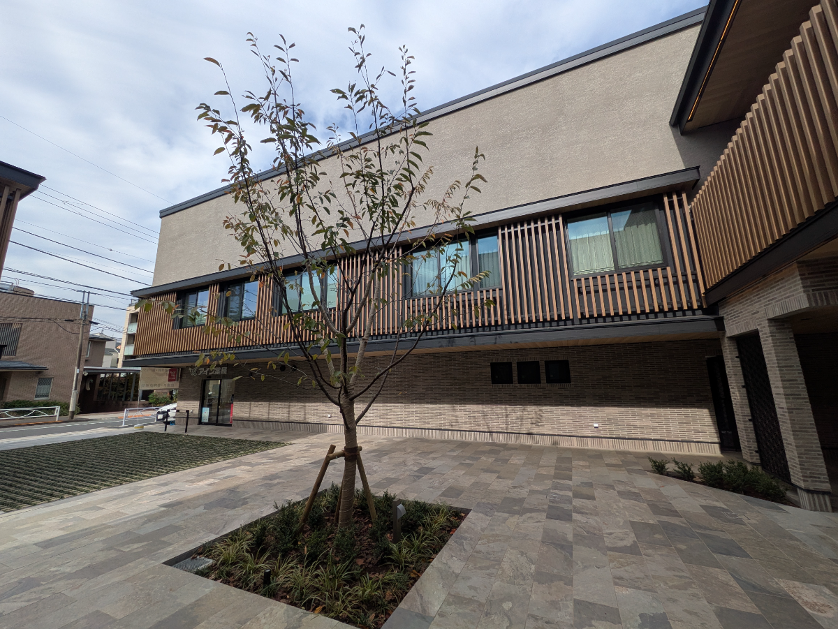 v20251125150804/fresh/building/J00100633863_8