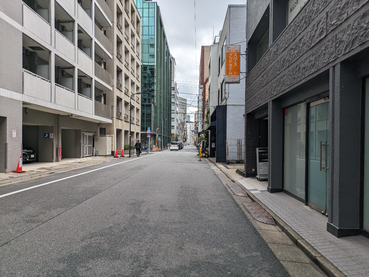 v20251204150956/fresh/building/J00100383684_11