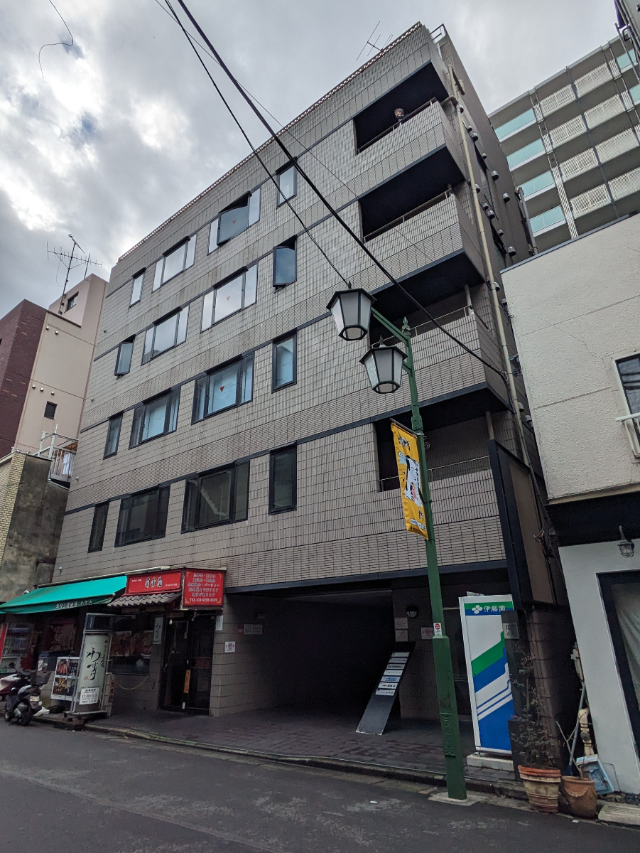 v20251204150956/fresh/building/J00100383741_1