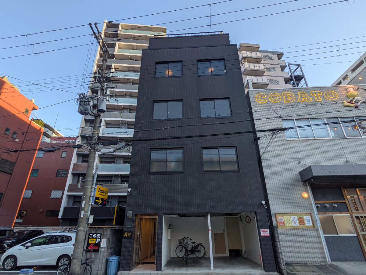 v20251204150956/fresh/building/J00100632136_1