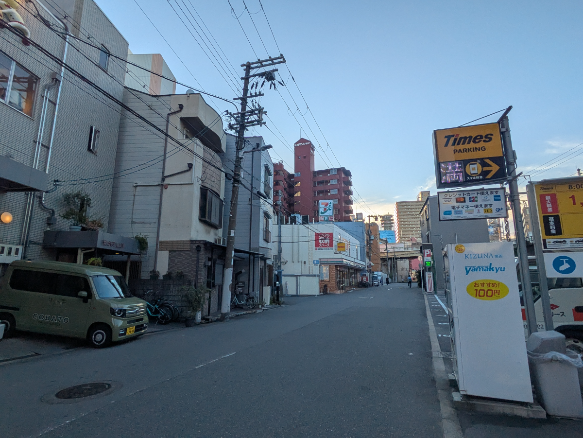 v20251204150956/fresh/building/J00100632136_6