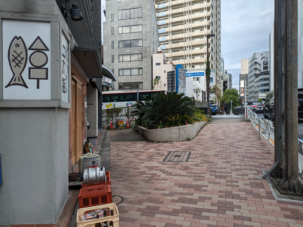 v20251205150803/fresh/building/J00100377734_8