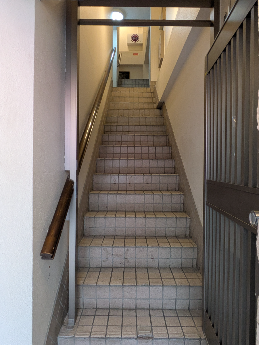 v20251205150803/fresh/building/J00100408964_4