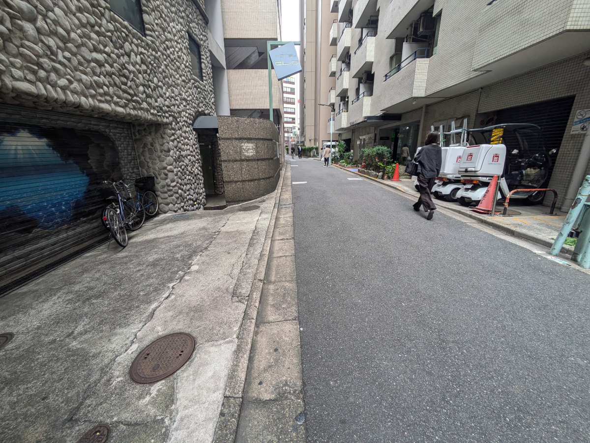 v20251211150803/fresh/building/J00100365129_10