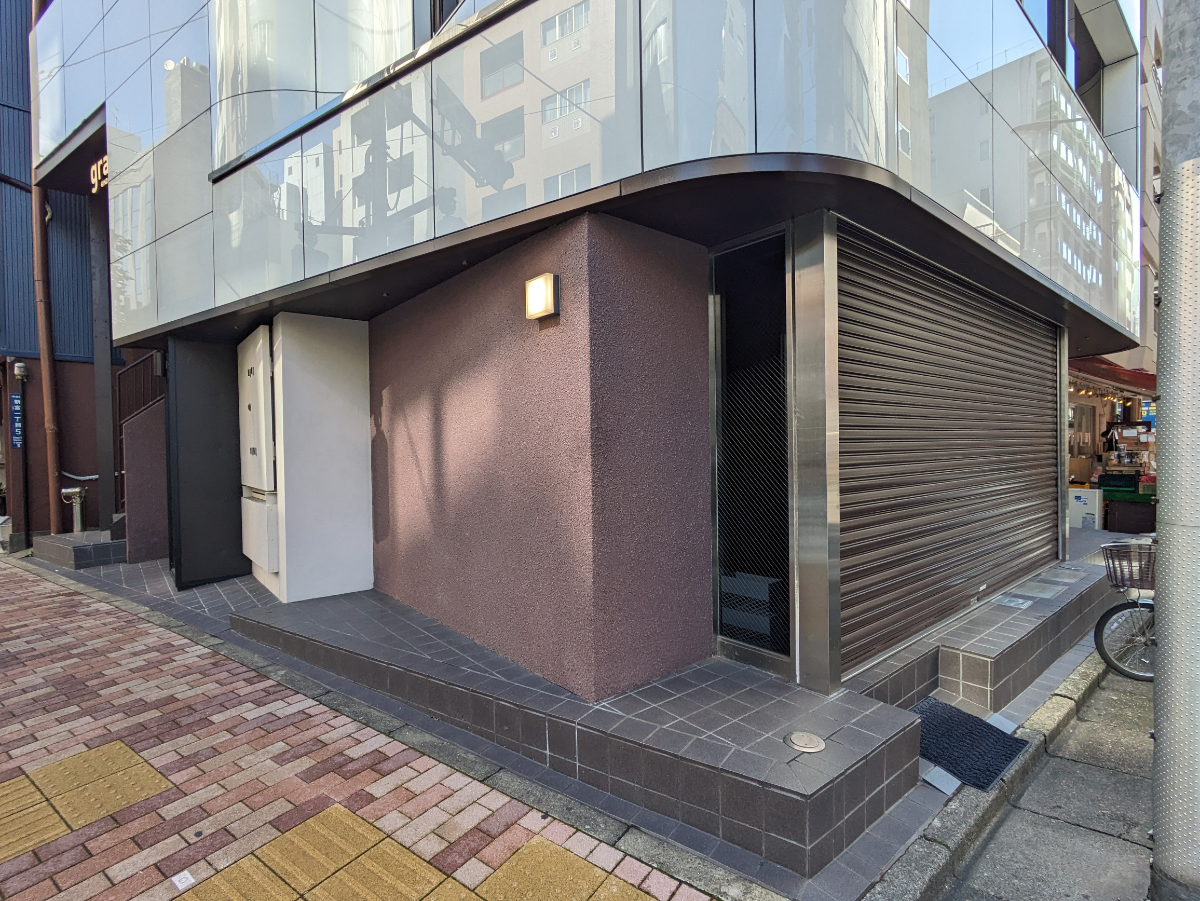 v20251211150803/fresh/building/J00100374505_16