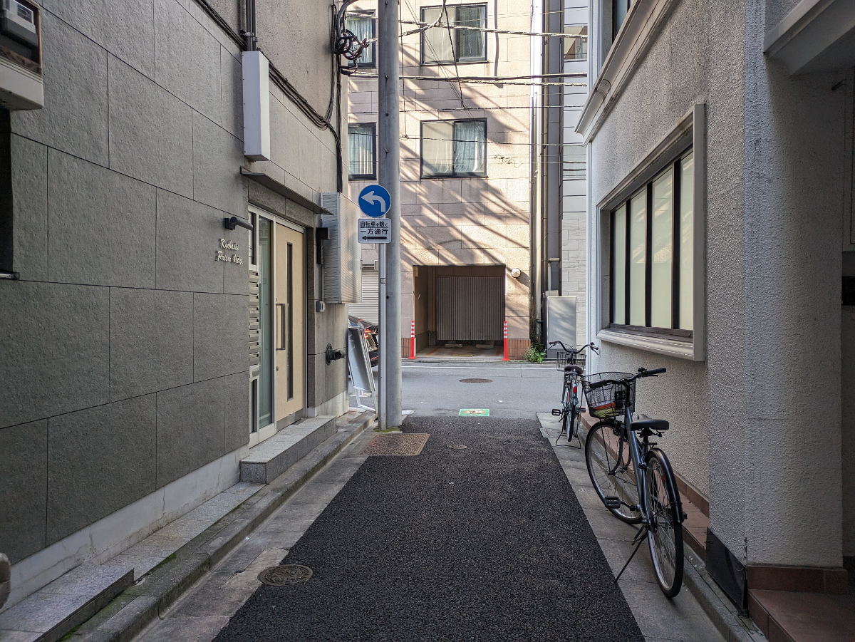 v20251211150803/fresh/building/J00100376577_15