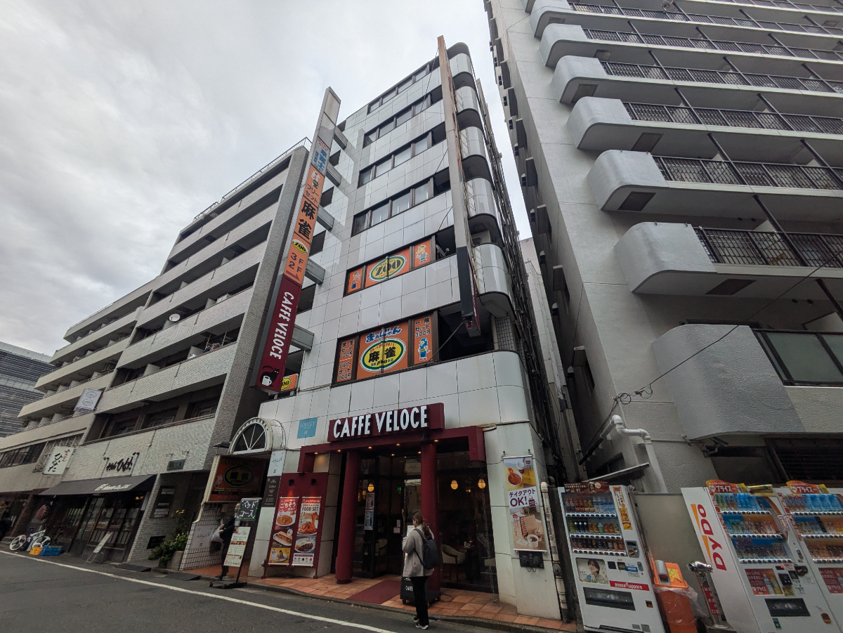 v20251211150803/fresh/building/J00100379396_9
