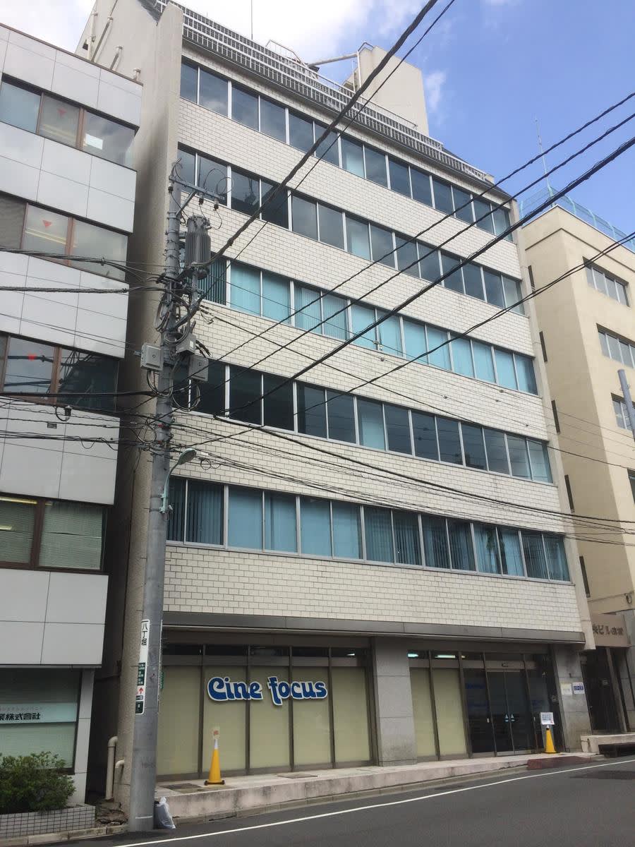 v20251211150803/fresh/building/J00100392990_15
