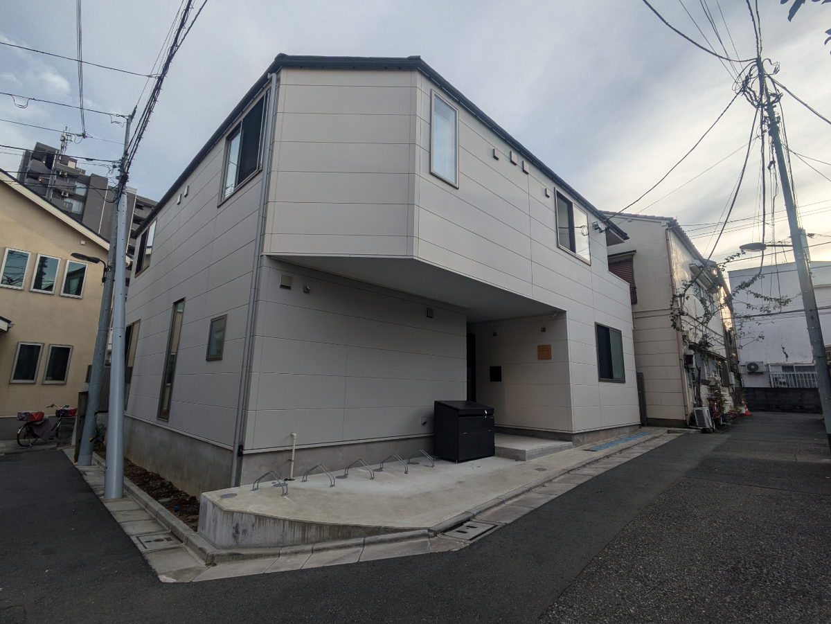 v20251211150803/fresh/building/J00100631601_1