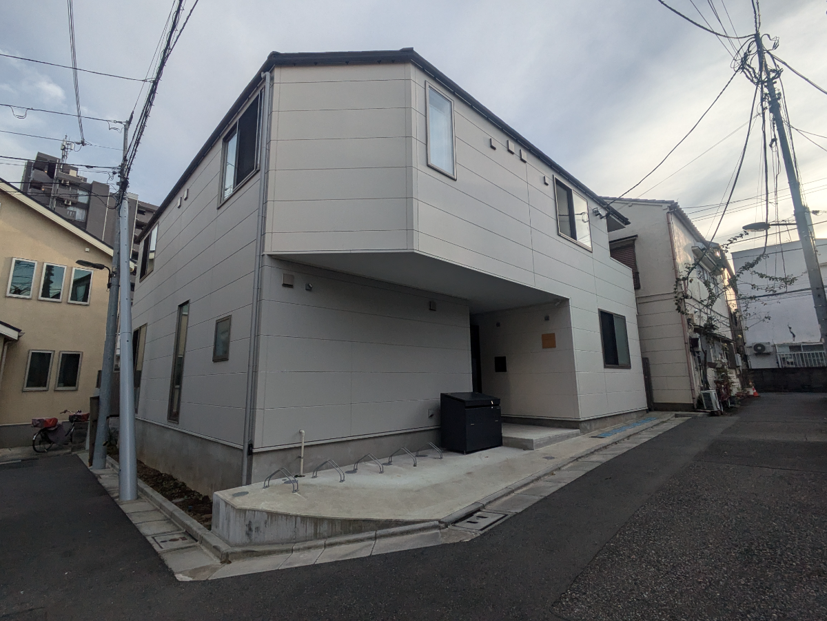 v20251211150803/fresh/building/J00100631601_5