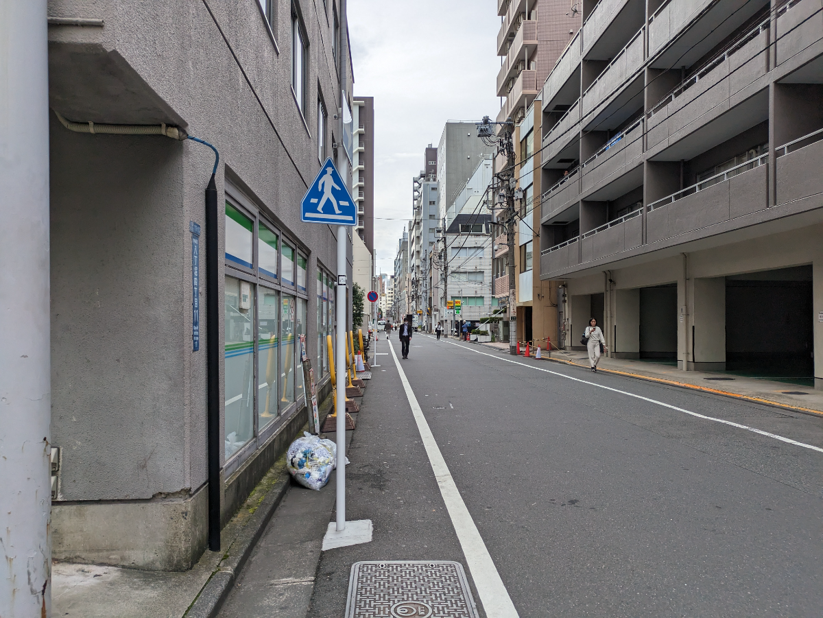 v20251212150907/fresh/building/J00100378471_11