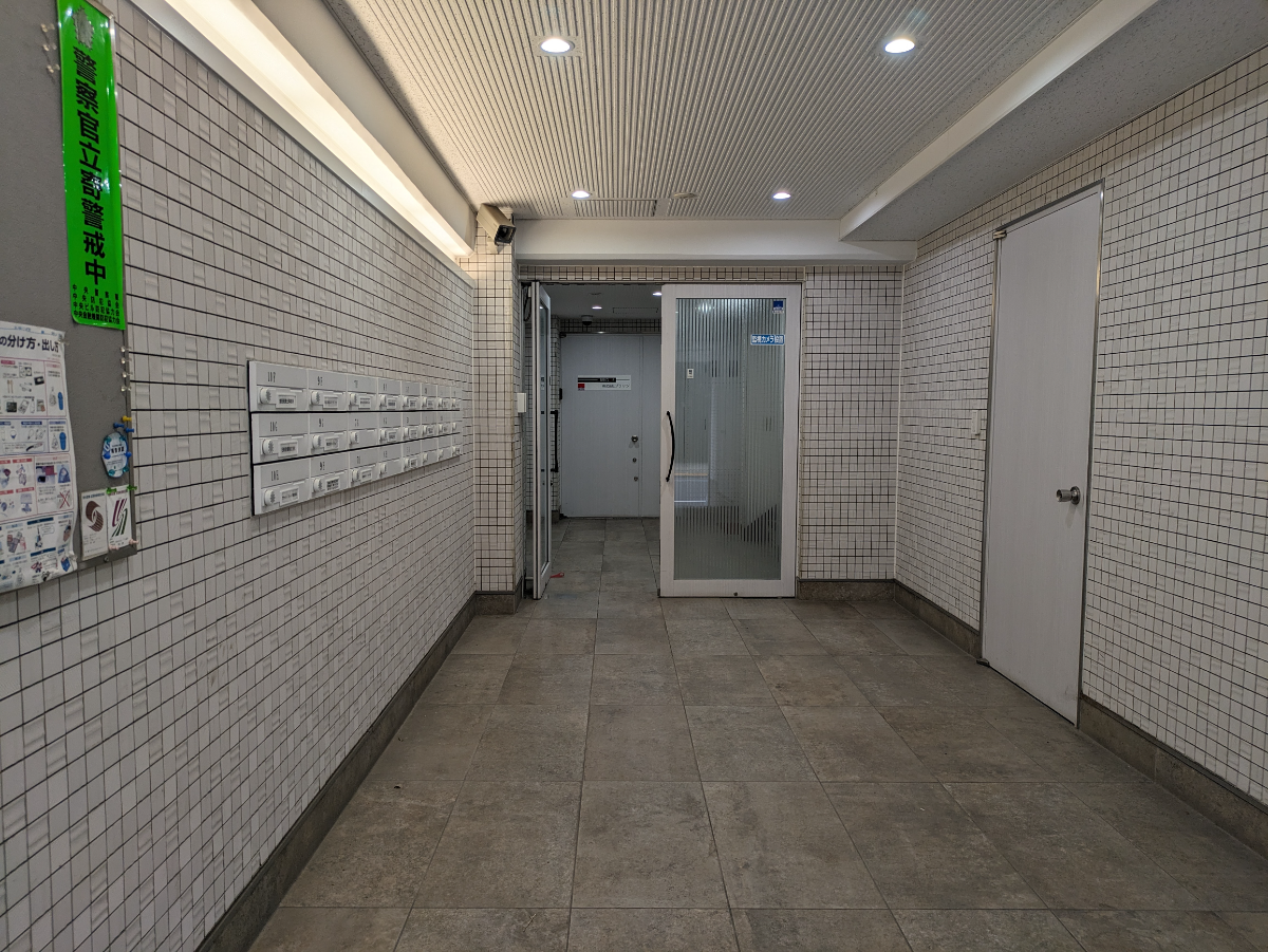 v20251212150907/fresh/building/J00100378471_13