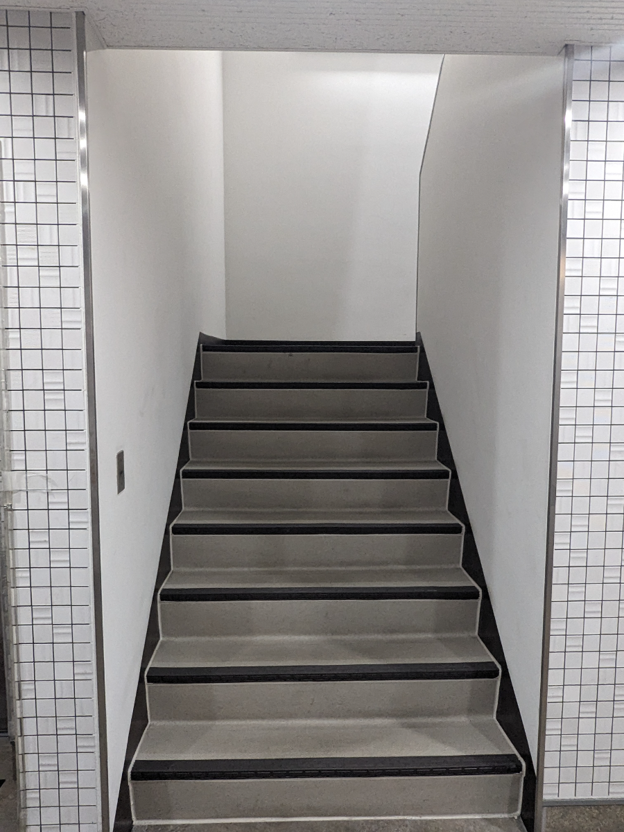 v20251212150907/fresh/building/J00100378471_8