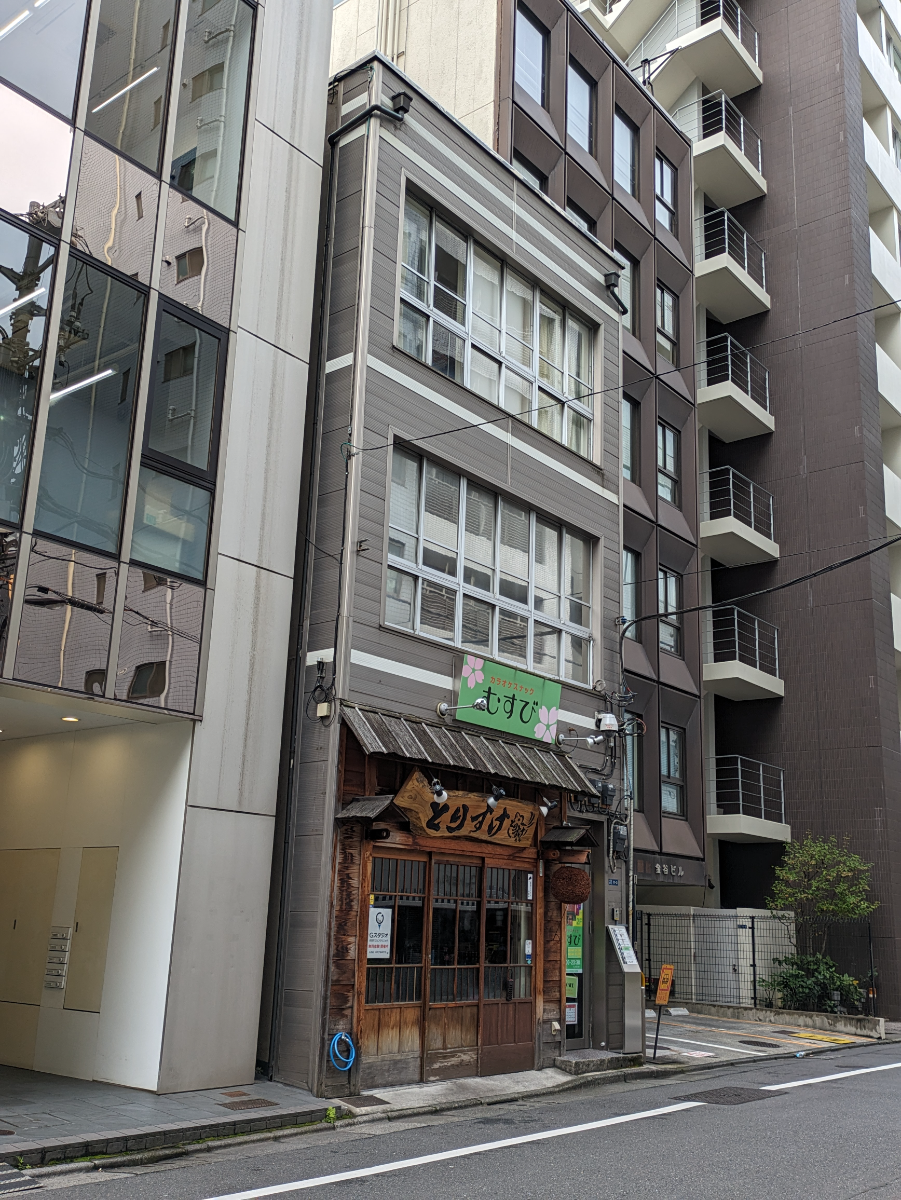 v20251212150907/fresh/building/J00100386214_1