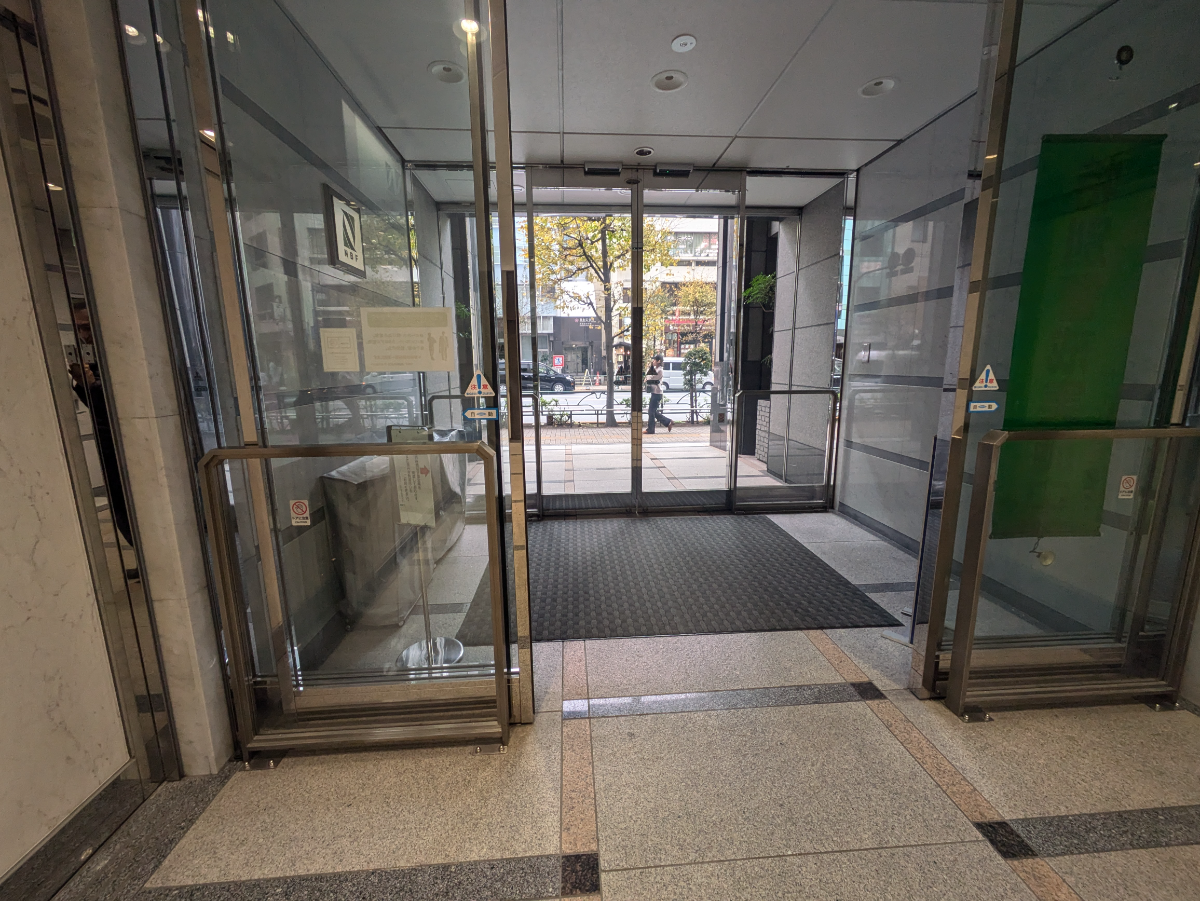 v20251212150907/fresh/building/J00100388277_9