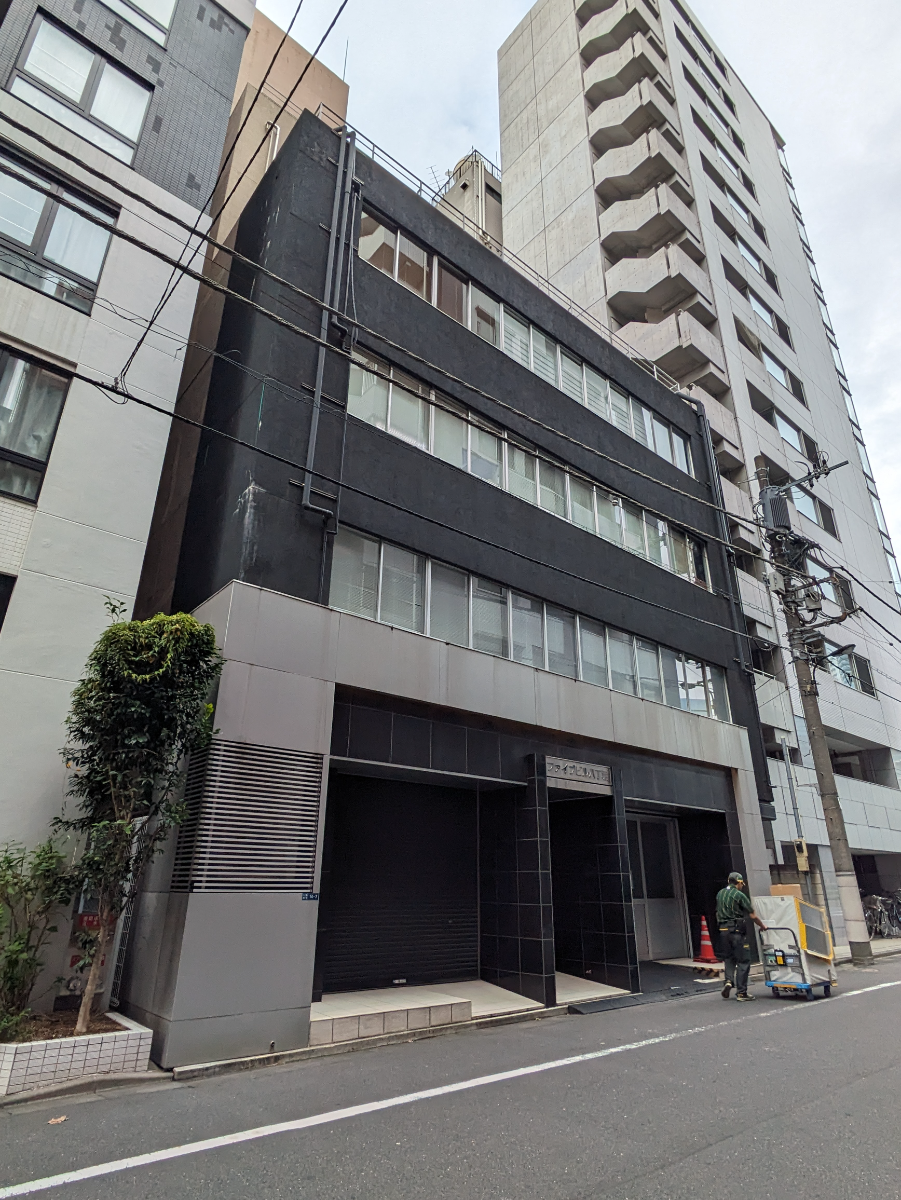 v20251212150907/fresh/building/J00100390286_64