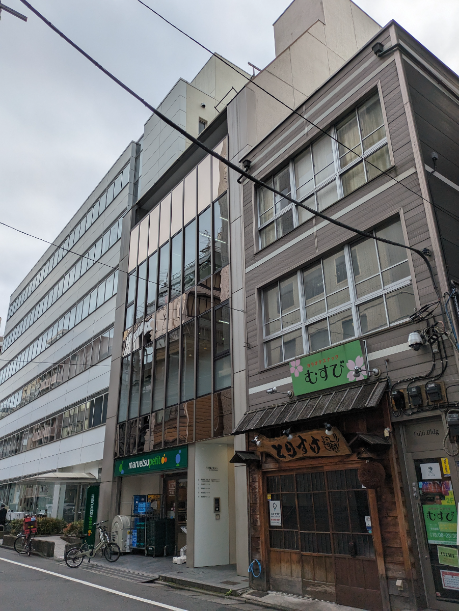 v20251212150907/fresh/building/J00100393601_9