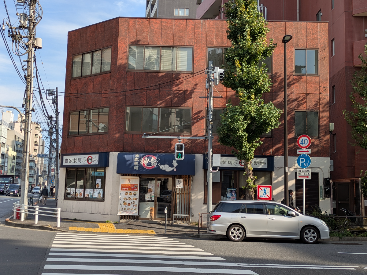 v20251212150907/fresh/building/J00100633813_13