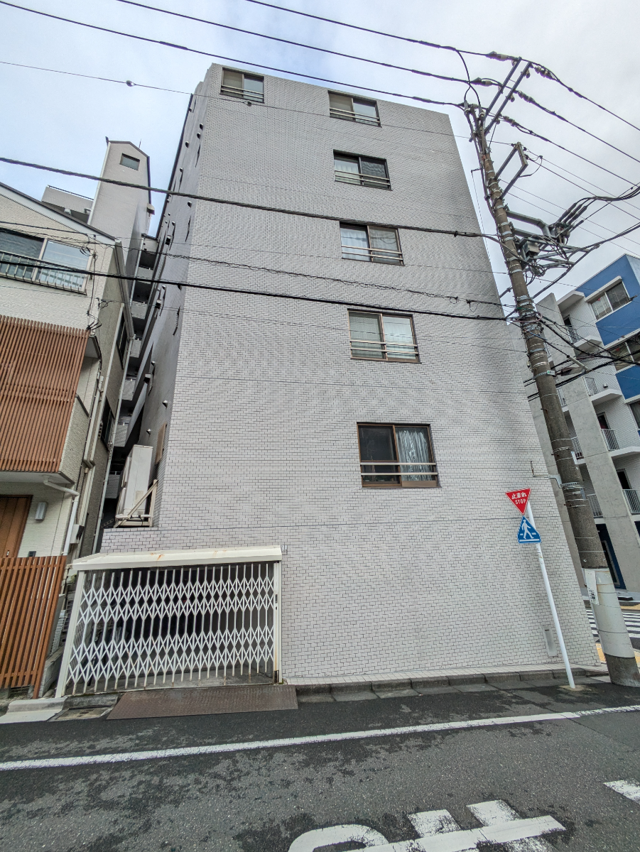 v20251221150706/fresh/building/J00100365068_10