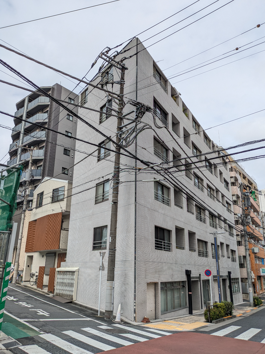 v20251221150706/fresh/building/J00100365068_15