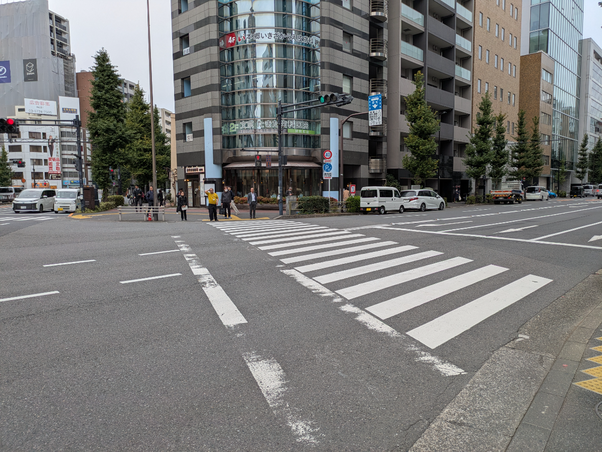 v20251221150706/fresh/building/J00100372630_10