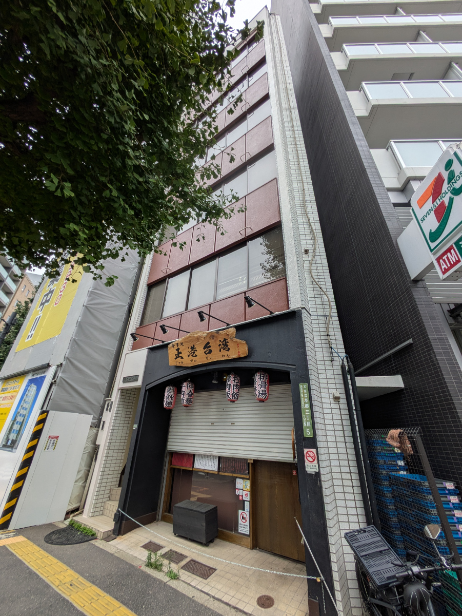 v20251221150706/fresh/building/J00100372630_8