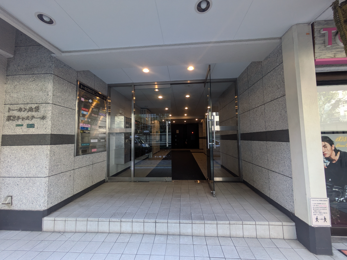 v20251221150706/fresh/building/J00100388625_3