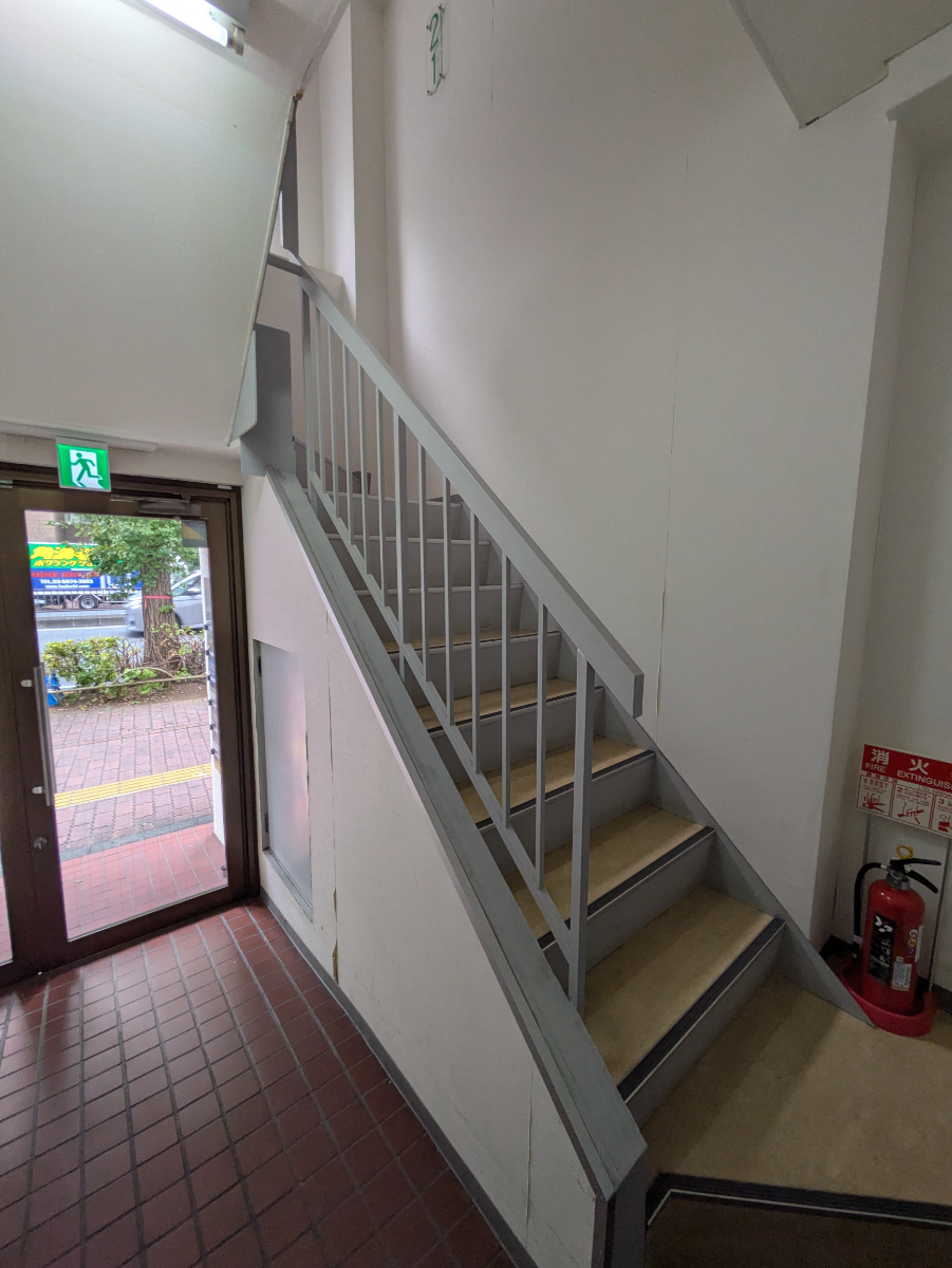 v20251221150706/fresh/building/J00100404251_17