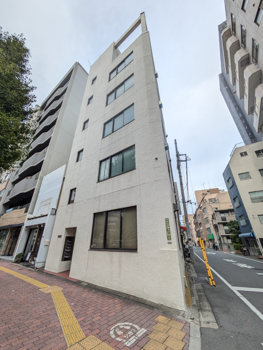 v20251221150706/fresh/building/J00100404251_9