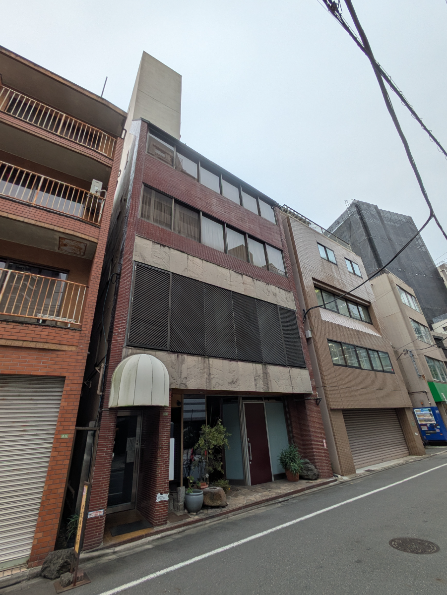 v20251221150706/fresh/building/J00100405376_12